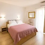 Rosa 4*