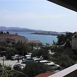 Vendégház Rosa Brodarica