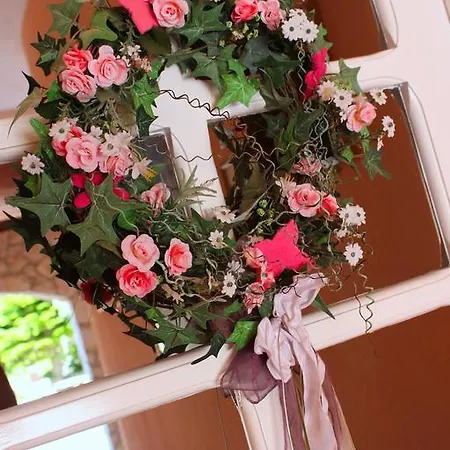 Rosa 4*