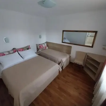 Rosa Guest house