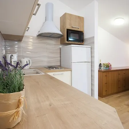 Guest house Rosa Brodarica (Sibenik-Knin)