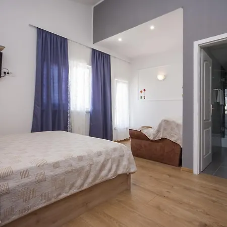 罗莎别墅旅馆 招待所