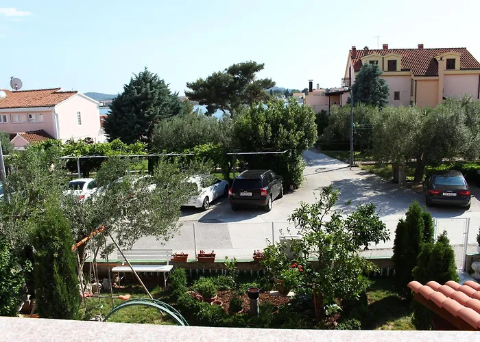 Rosa Pensionat Brodarica (Sibenik-Knin)